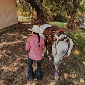 Meet your Posher, Jillian